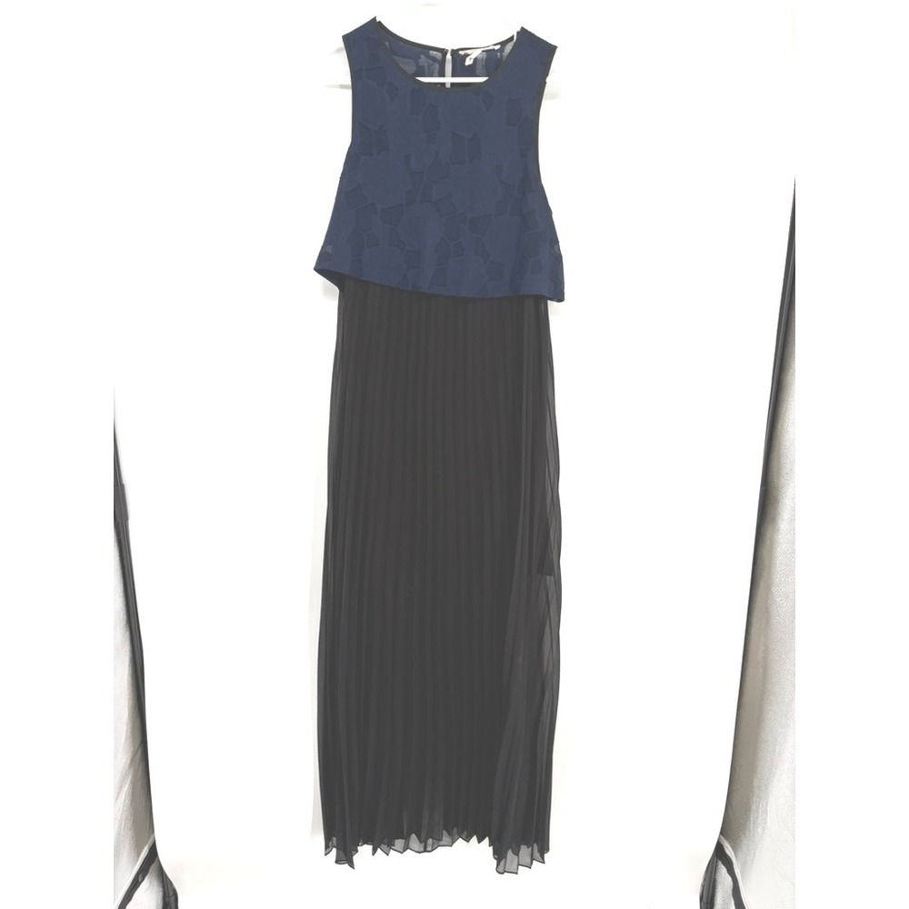 BCBGeneration Maxi Dress Womens 12 Navy‎ Black Floral Burnout Pleated Sleeveless